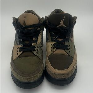 Jordan Men's Camo Patch 3’s Sneakers